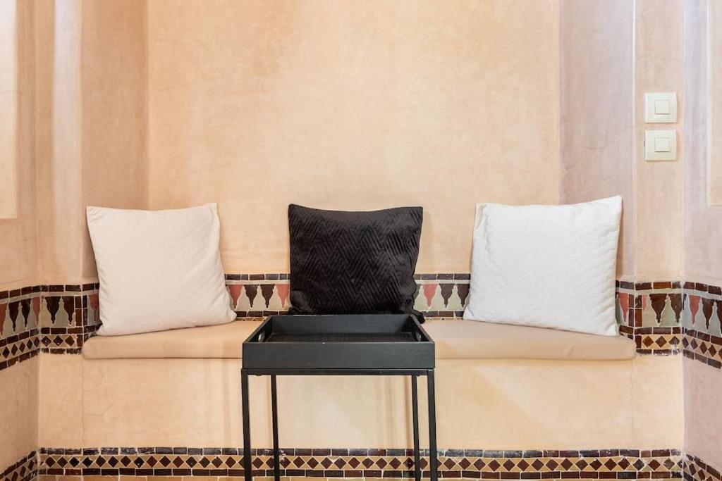 Pauline With Private Pool & Garden, Service And No Insight. Marrakesch